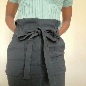 Elegant Black High-Waisted Skirt